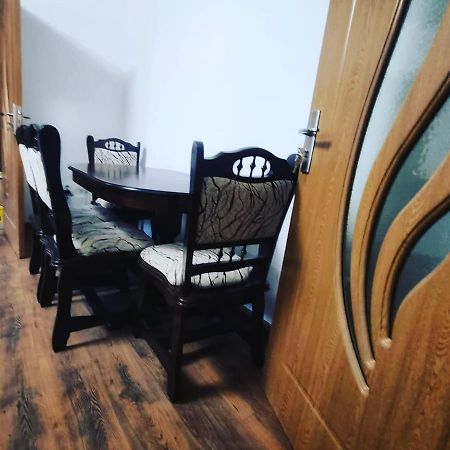 La Bunici Apartment Бая Маре Екстериор снимка